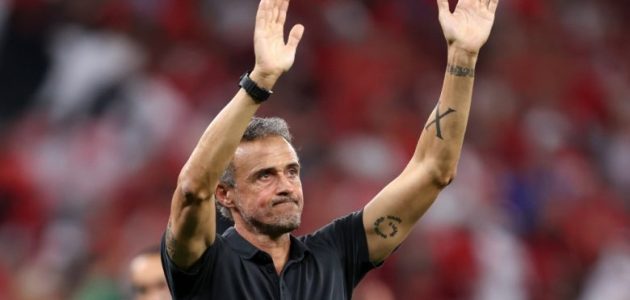 إنريكي يسخر من وصف “دوري الفلاحين” بعد بلوغ النهائي